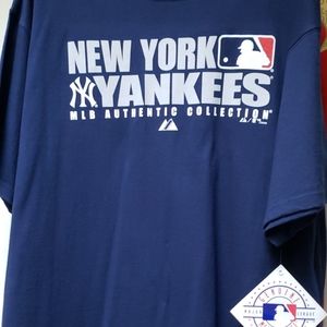 Yankees tee shirt
